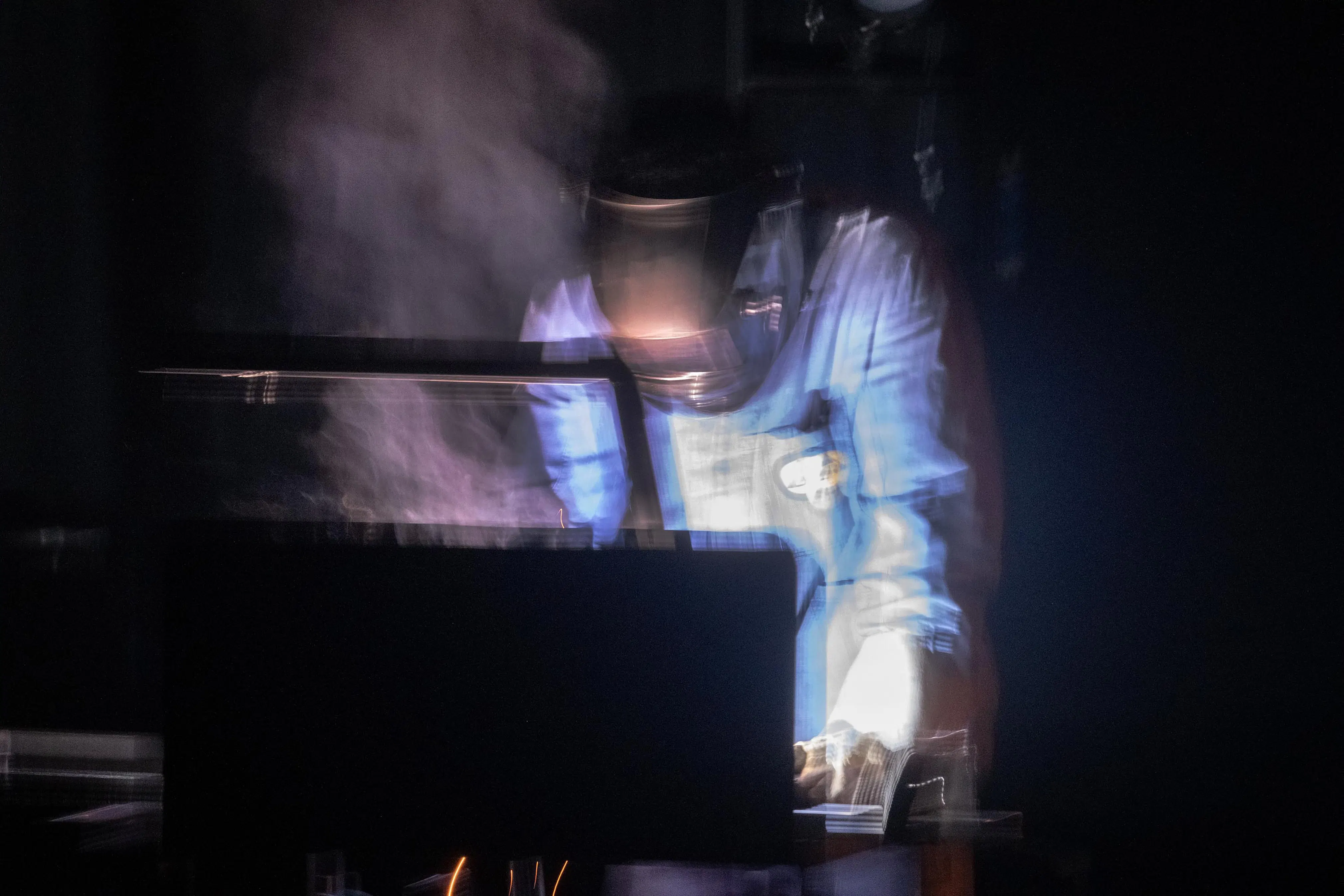 Wavelength - Haider El Timimi & Lucius Romeo-Fromm / Antigone | (c) Kurt Van der Elst