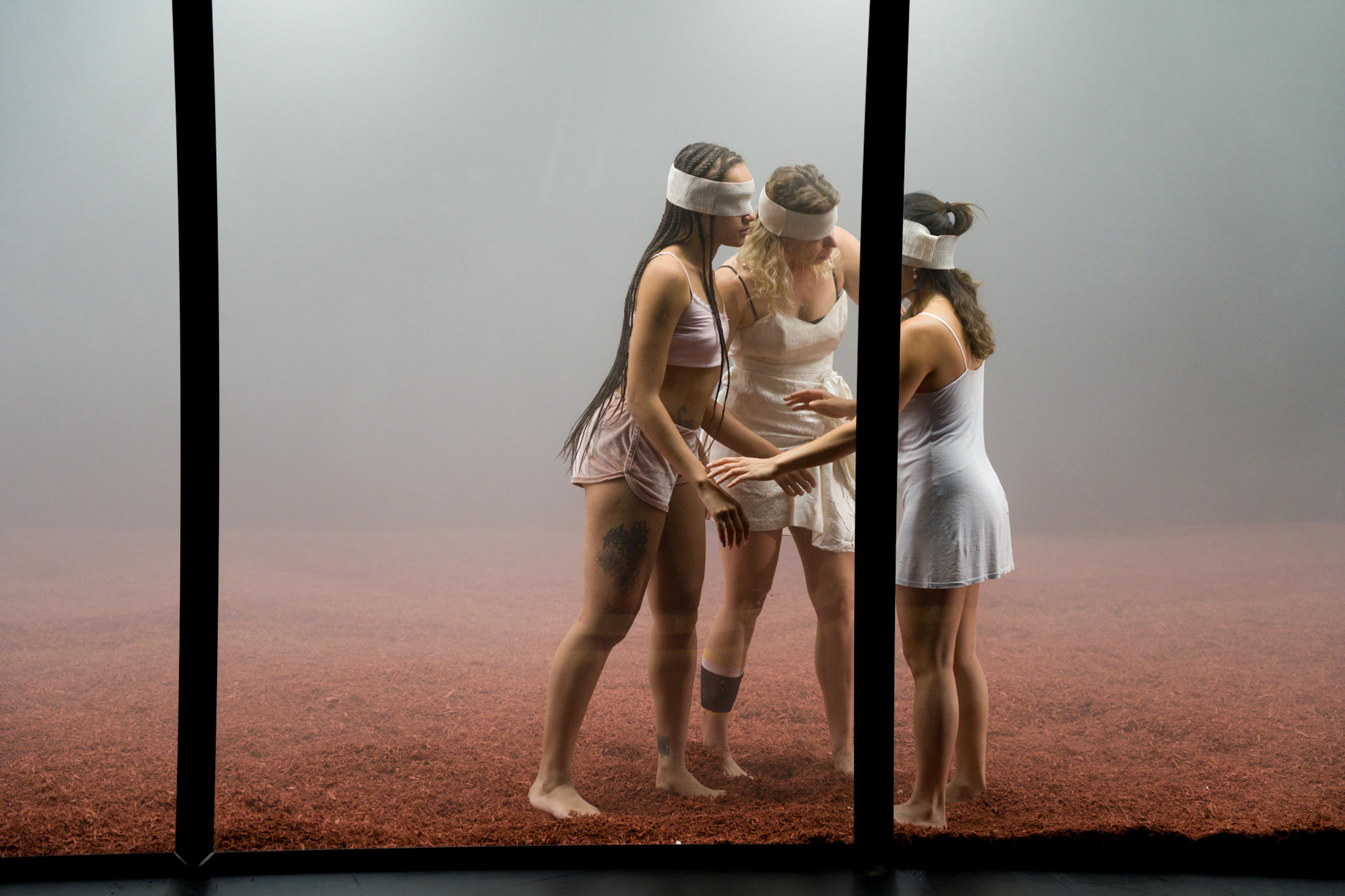 Gaze- Laura Neyskens, Raphael Vandeweyer, Inter:Action & laGeste